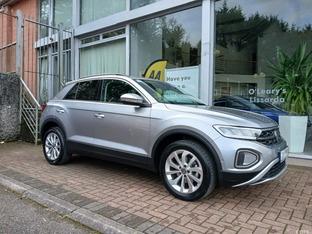 Volkswagen T-Roc SUV, Diesel, 2024, Silver