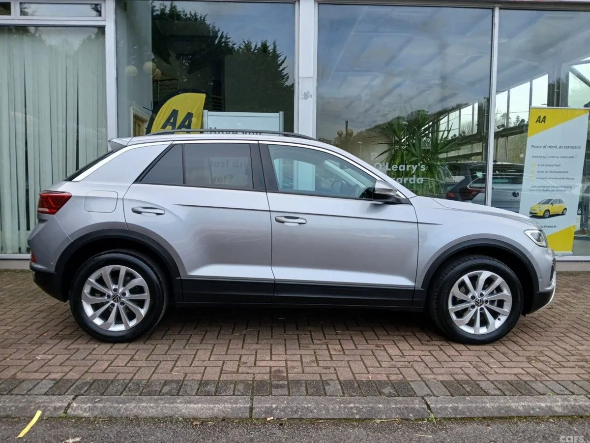 Volkswagen T-Roc SUV, Diesel, 2024, Silver