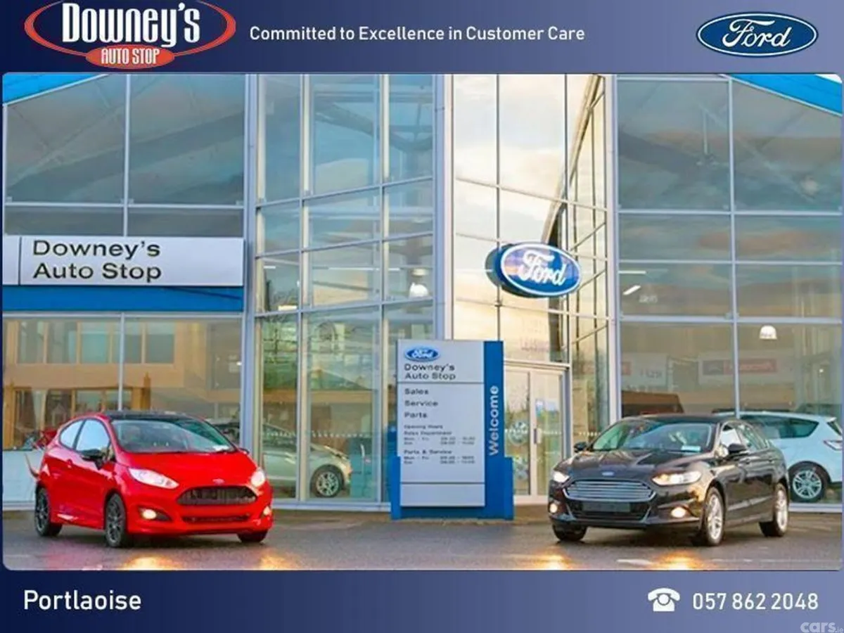 Ford Focus Hatchback, Petrol, 2023, White