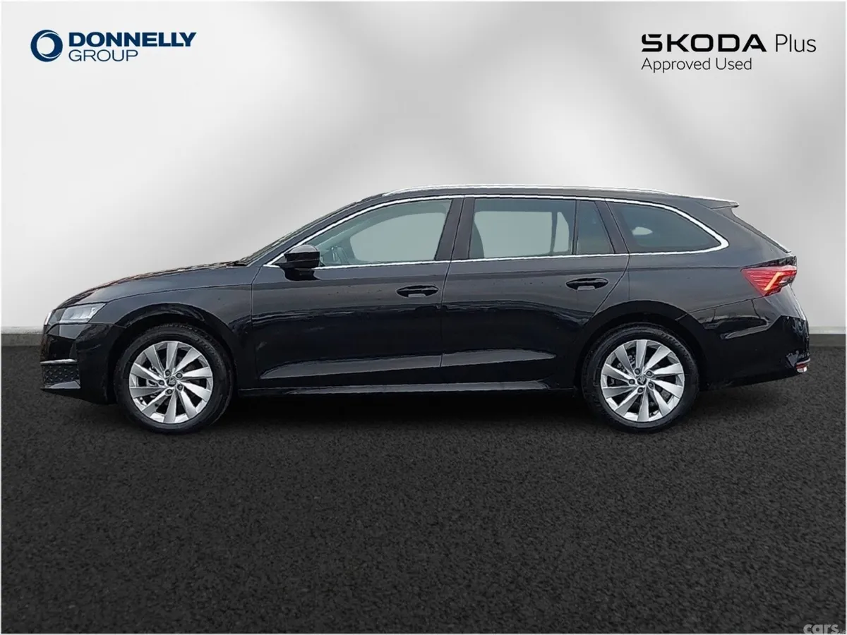 Skoda Octavia Estate, Diesel, 2025, Black