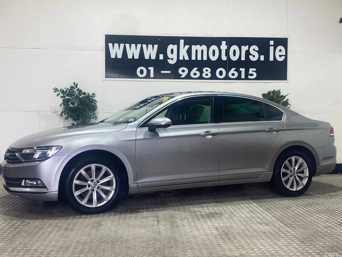 Volkswagen Passat Saloon, Diesel, 2018, Grey