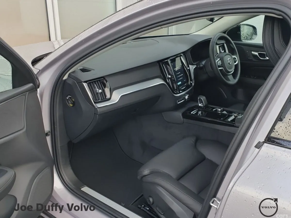 Volvo V60 Estate, Petrol Plug-in Hybrid, 2026, Silver
