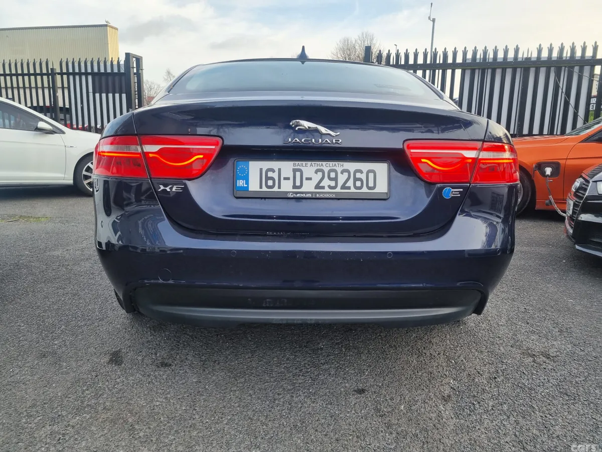 Jaguar XE Saloon, Diesel, 2016, Blue