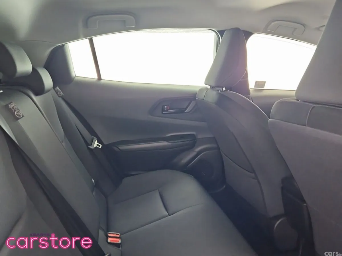 Toyota Prius Hatchback, Petrol Hybrid, 2023, White