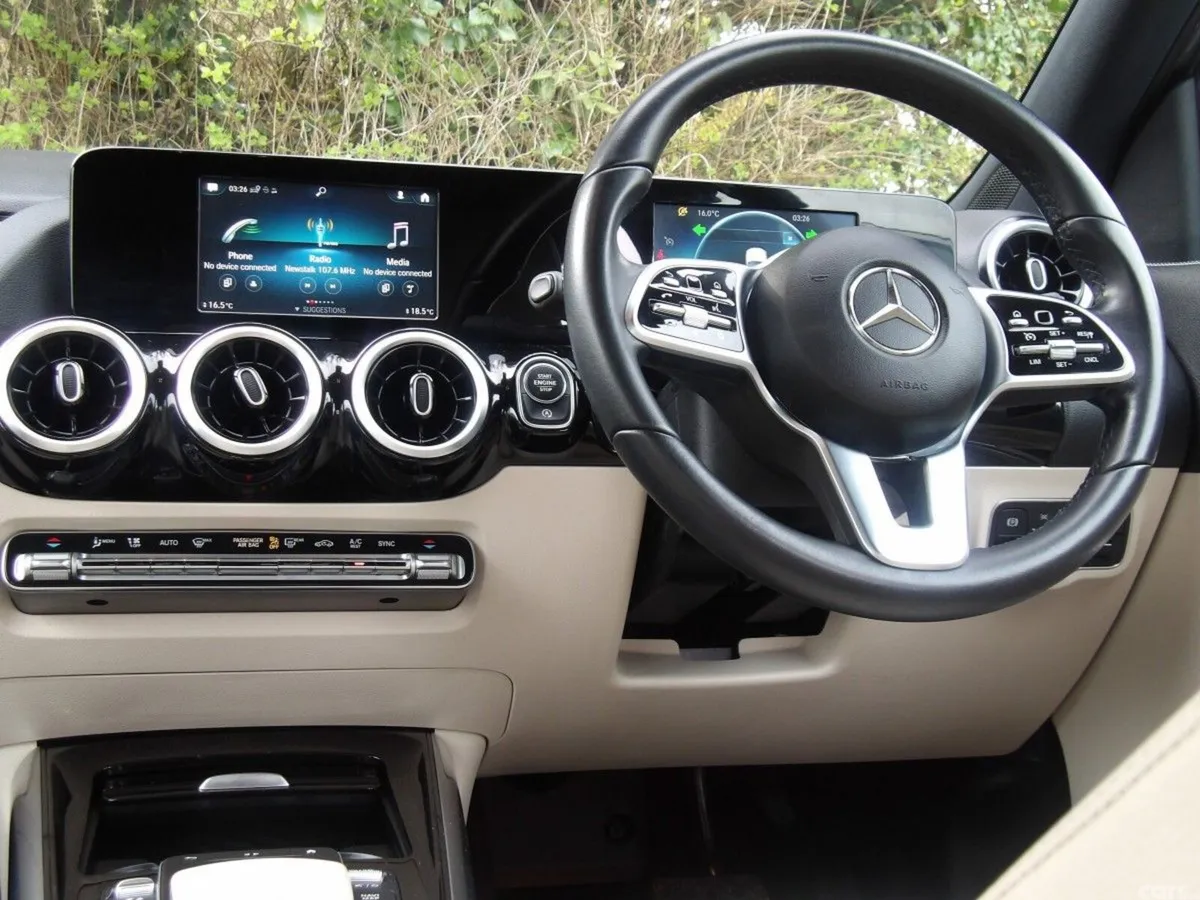 Mercedes-Benz GLA SUV, Diesel, 2022, Grey