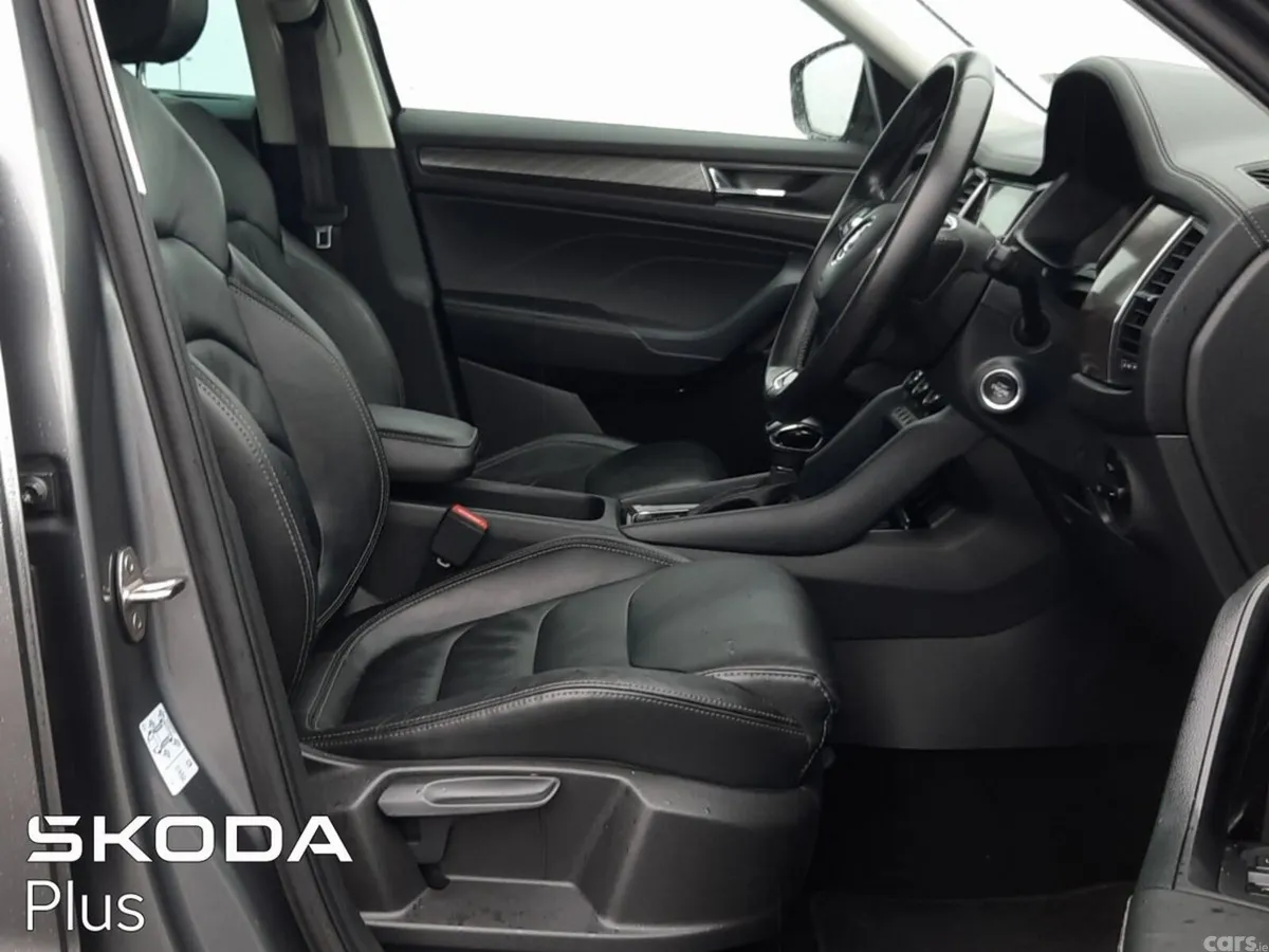 Skoda Kodiaq MPV, Diesel, 2022, Grey