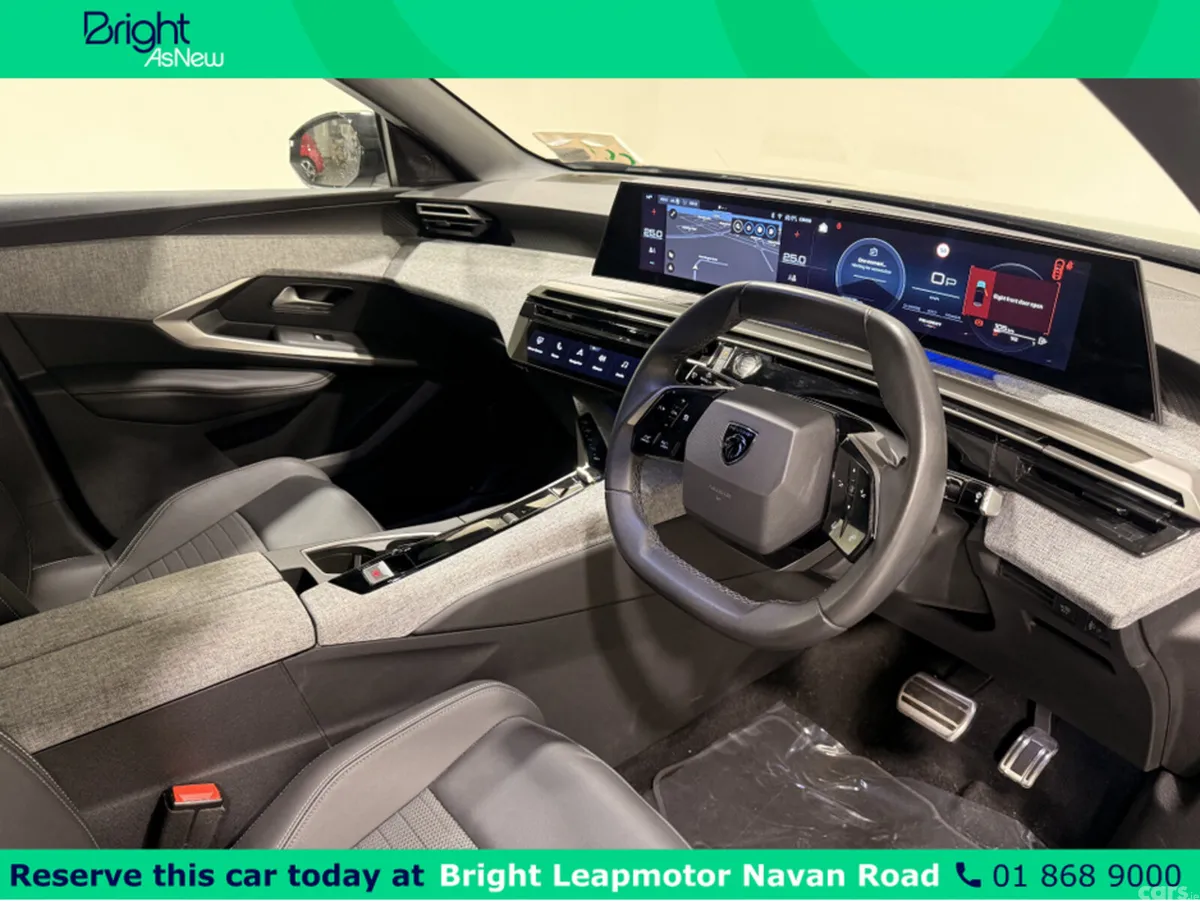 Peugeot 3008 MPV, Petrol Hybrid, 2025, Black