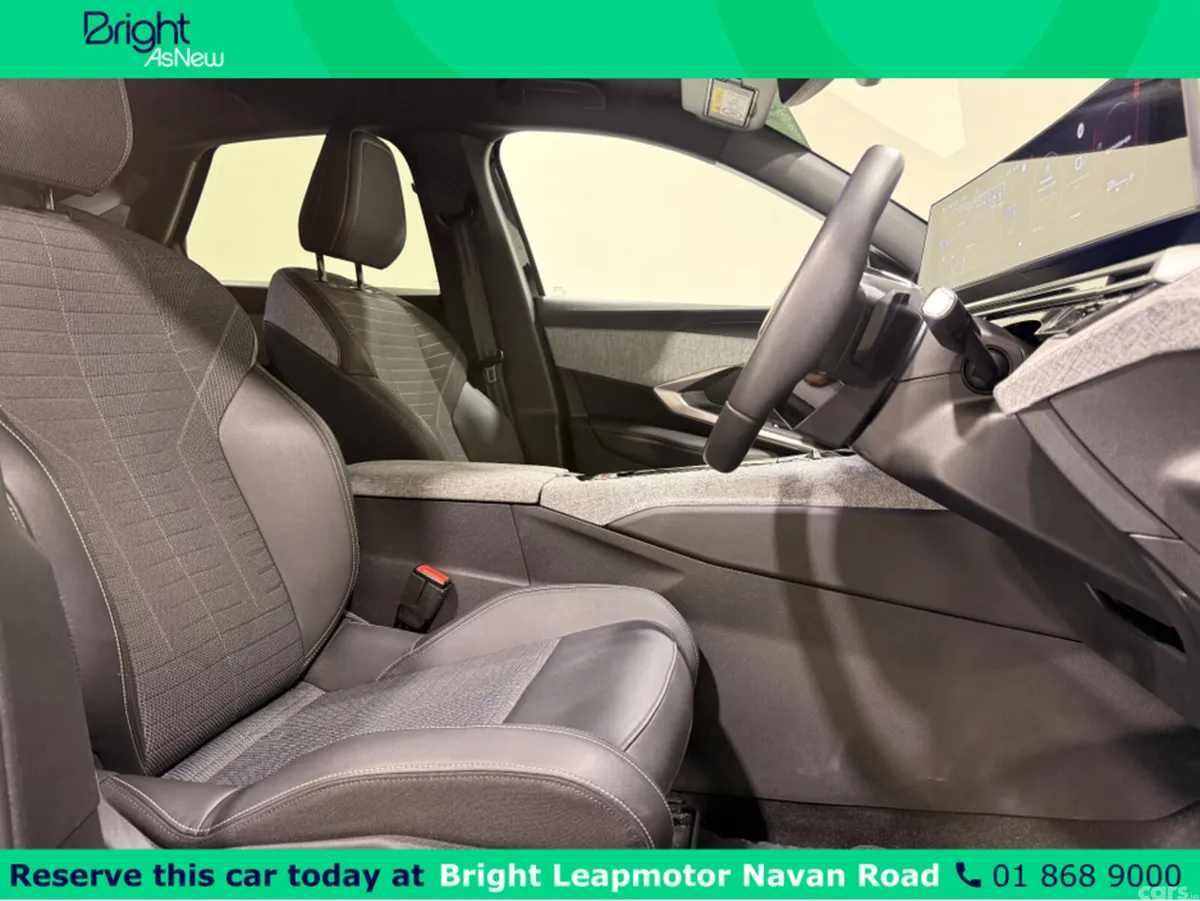 Peugeot 3008 MPV, Petrol Hybrid, 2025, Black