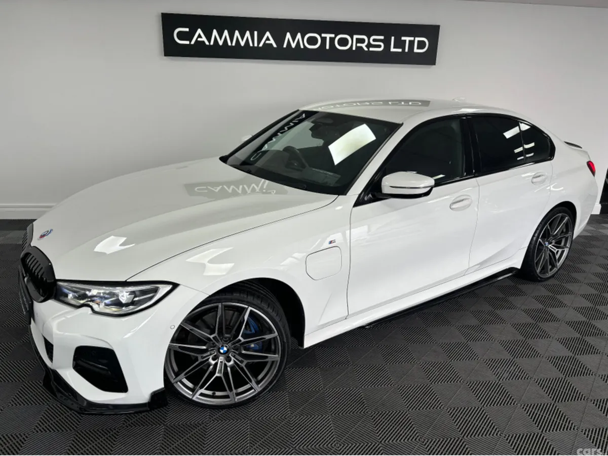 BMW 3-Series Saloon, Petrol Plug-in Hybrid, 2021, White