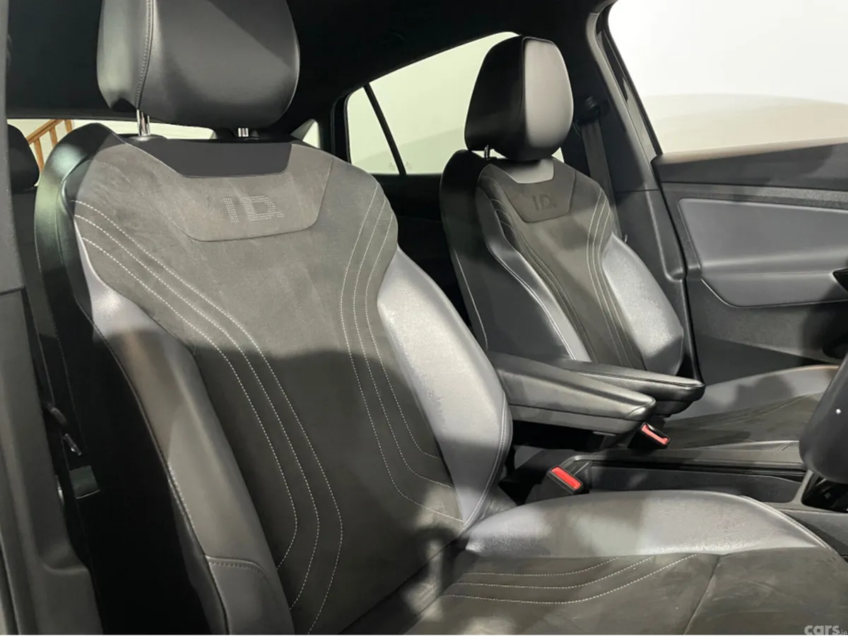 Volkswagen ID.5 Estate, Electric, 2023, Black