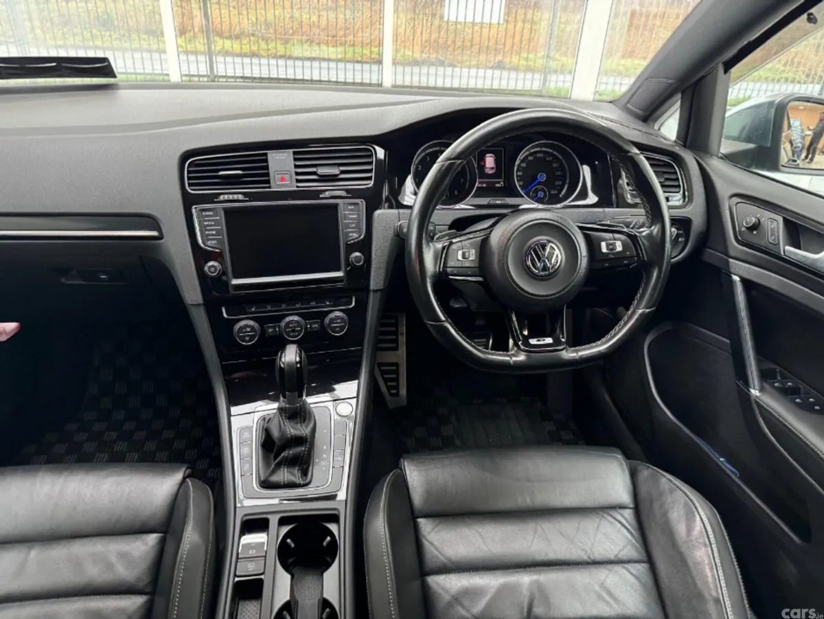 Volkswagen Golf Hatchback, Petrol, 2014, Black