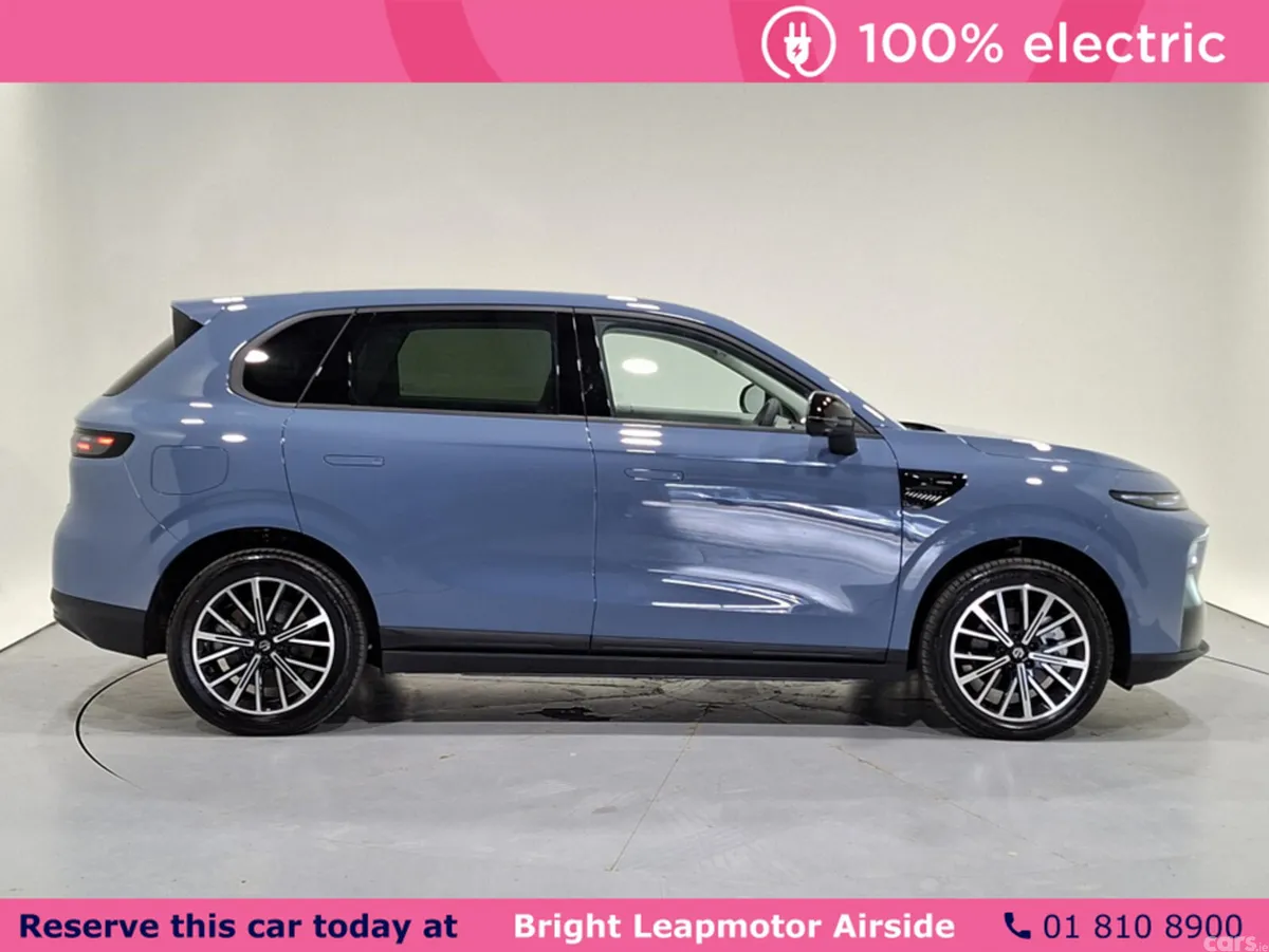 Leapmotor B10 SUV, Electric, 2026, Blue