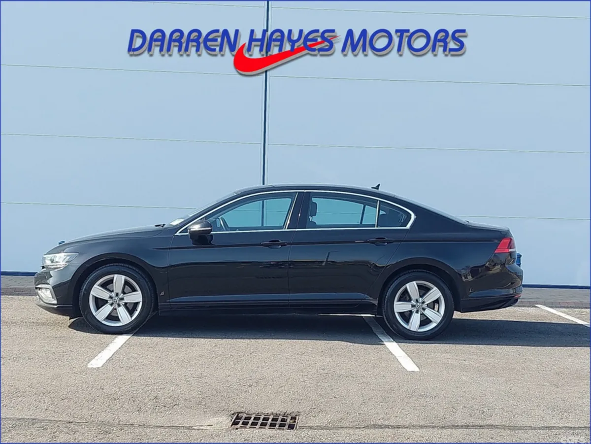 Volkswagen Passat Saloon, Diesel, 2020, Black