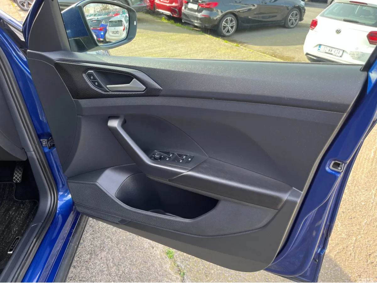 Volkswagen T-Cross SUV, Petrol, 2023, Blue