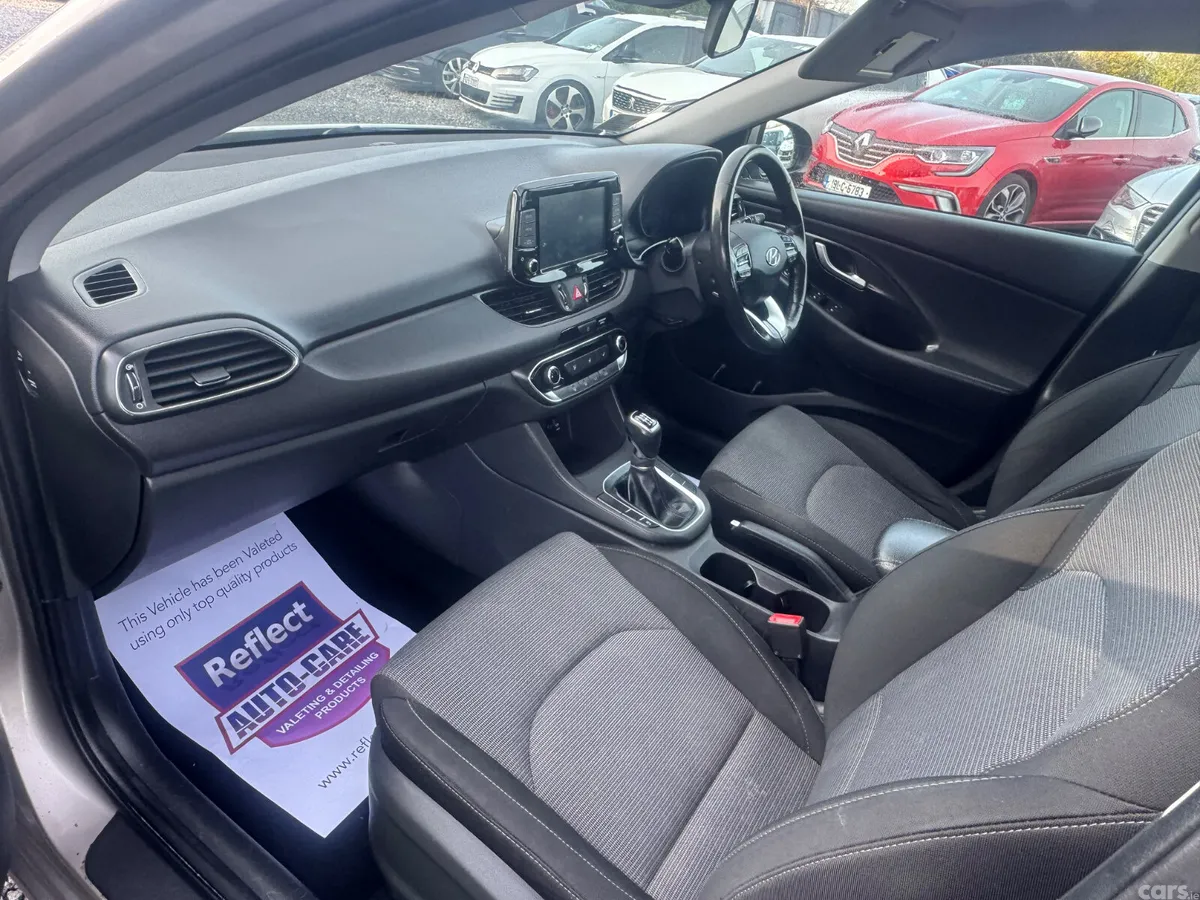 Hyundai i30 Hatchback, Diesel, 2019, White