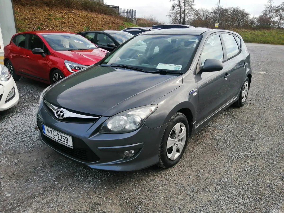 Hyundai i30 Hatchback, Diesel, 2011, Grey