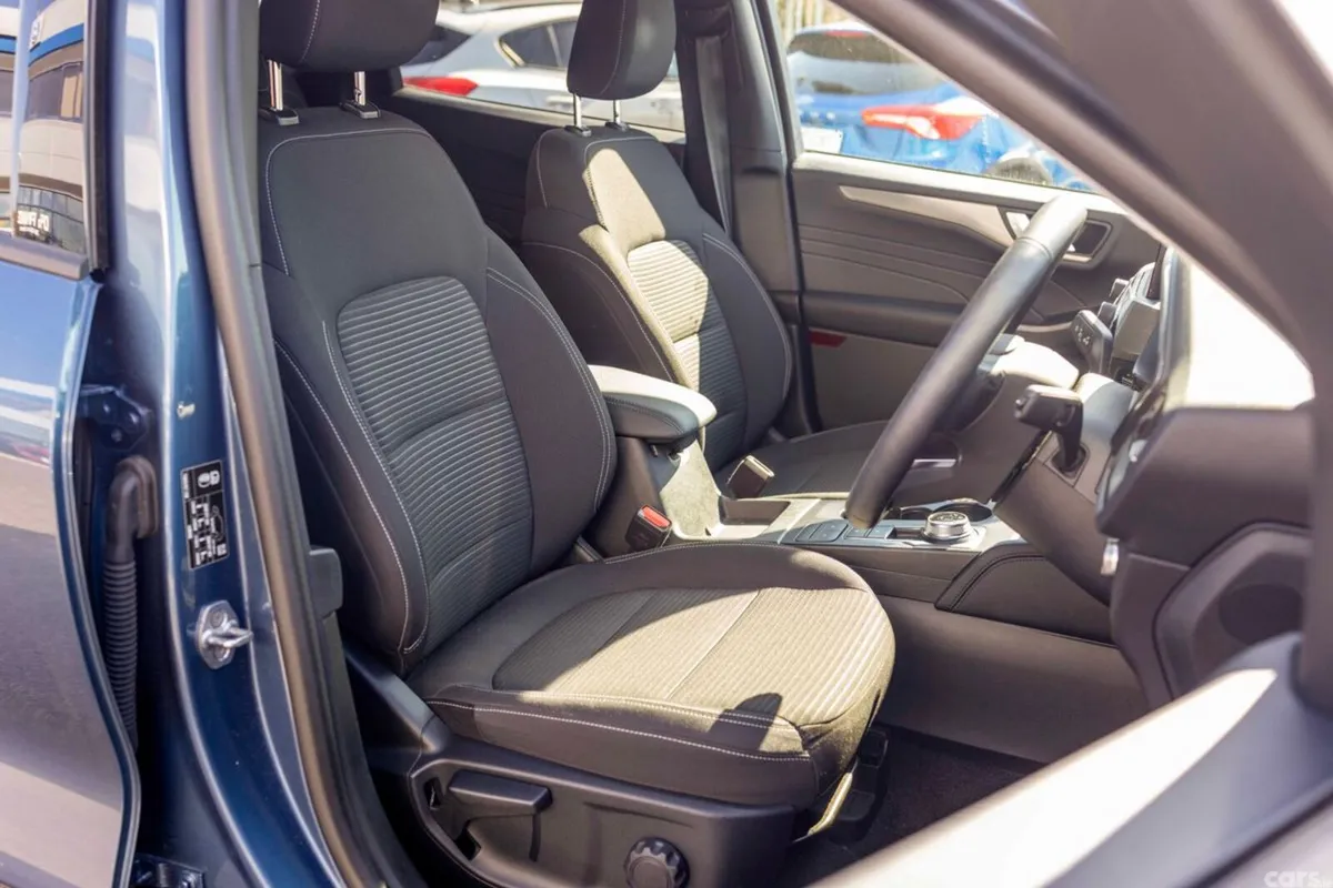 Ford Kuga SUV, Petrol, 2024, Blue