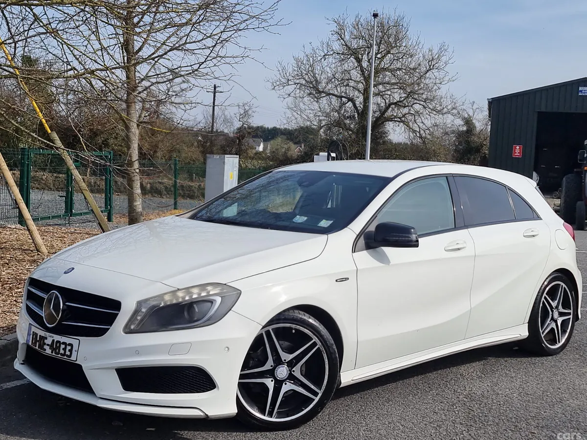Mercedes-Benz A-Class Hatchback, Petrol, 2013, White