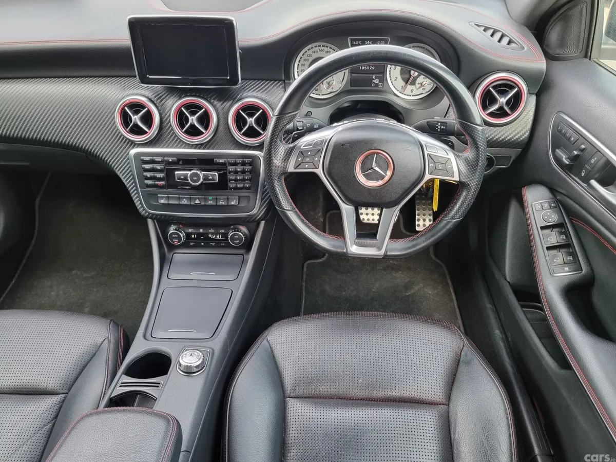 Mercedes-Benz A-Class Hatchback, Petrol, 2013, White