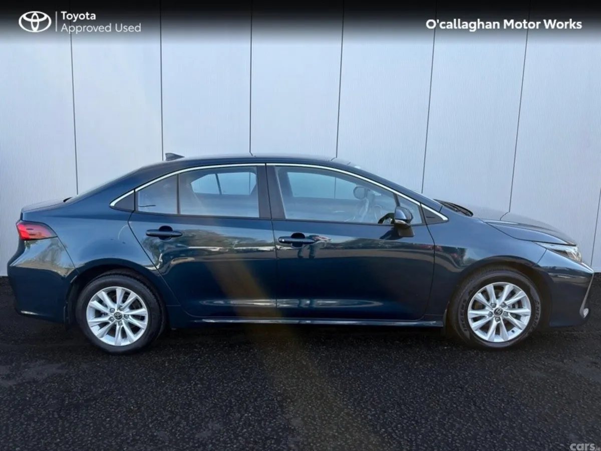 Toyota Corolla Saloon, Petrol Hybrid, 2024, Blue