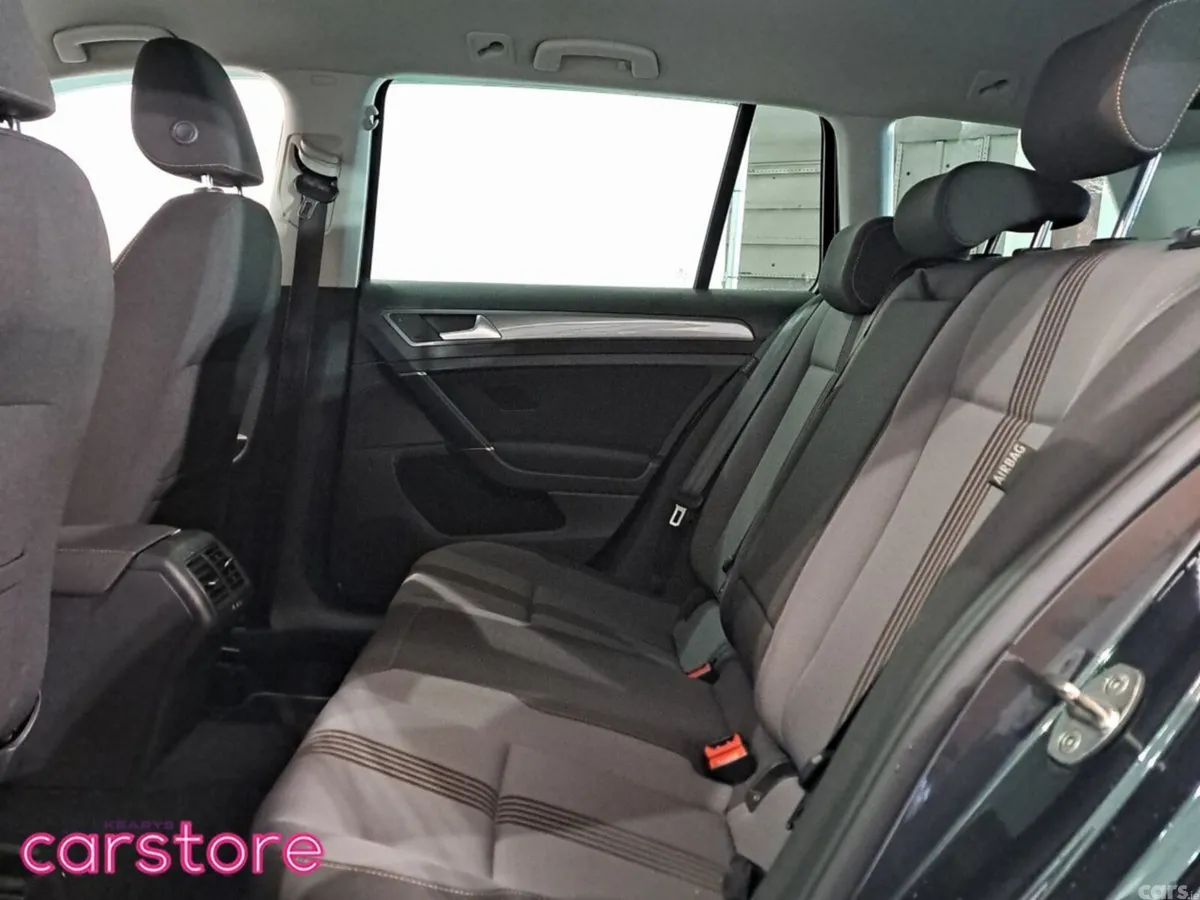 Volkswagen Golf Estate, Petrol, 2016, Grey