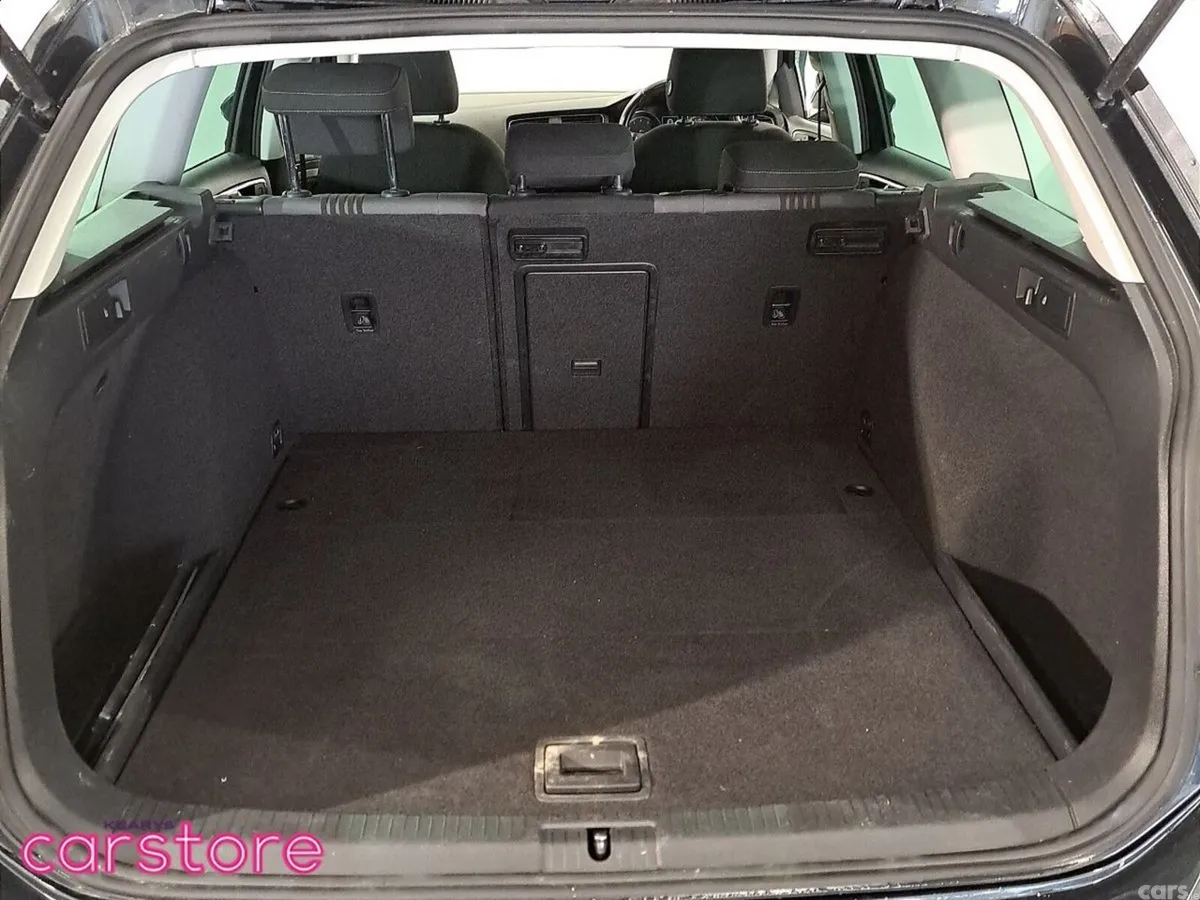 Volkswagen Golf Estate, Petrol, 2016, Grey