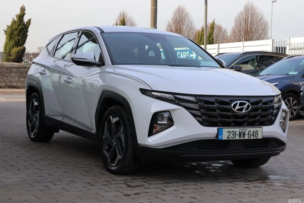 Hyundai Tucson SUV, Petrol Plug-in Hybrid, 2023, White