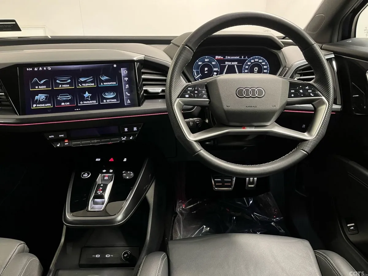 Audi Q4 e-tron SUV, Electric, 2024, Blue