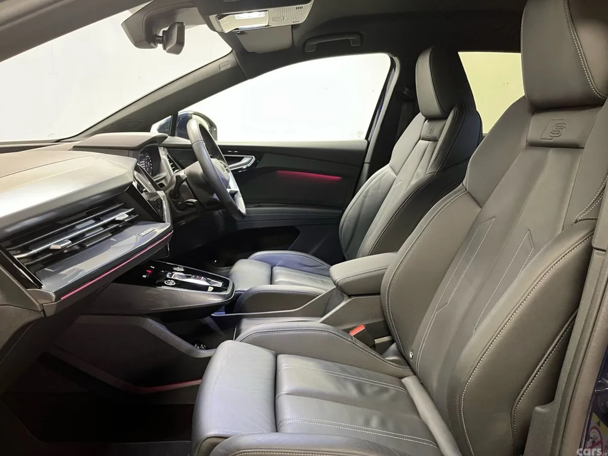 Audi Q4 e-tron SUV, Electric, 2024, Blue
