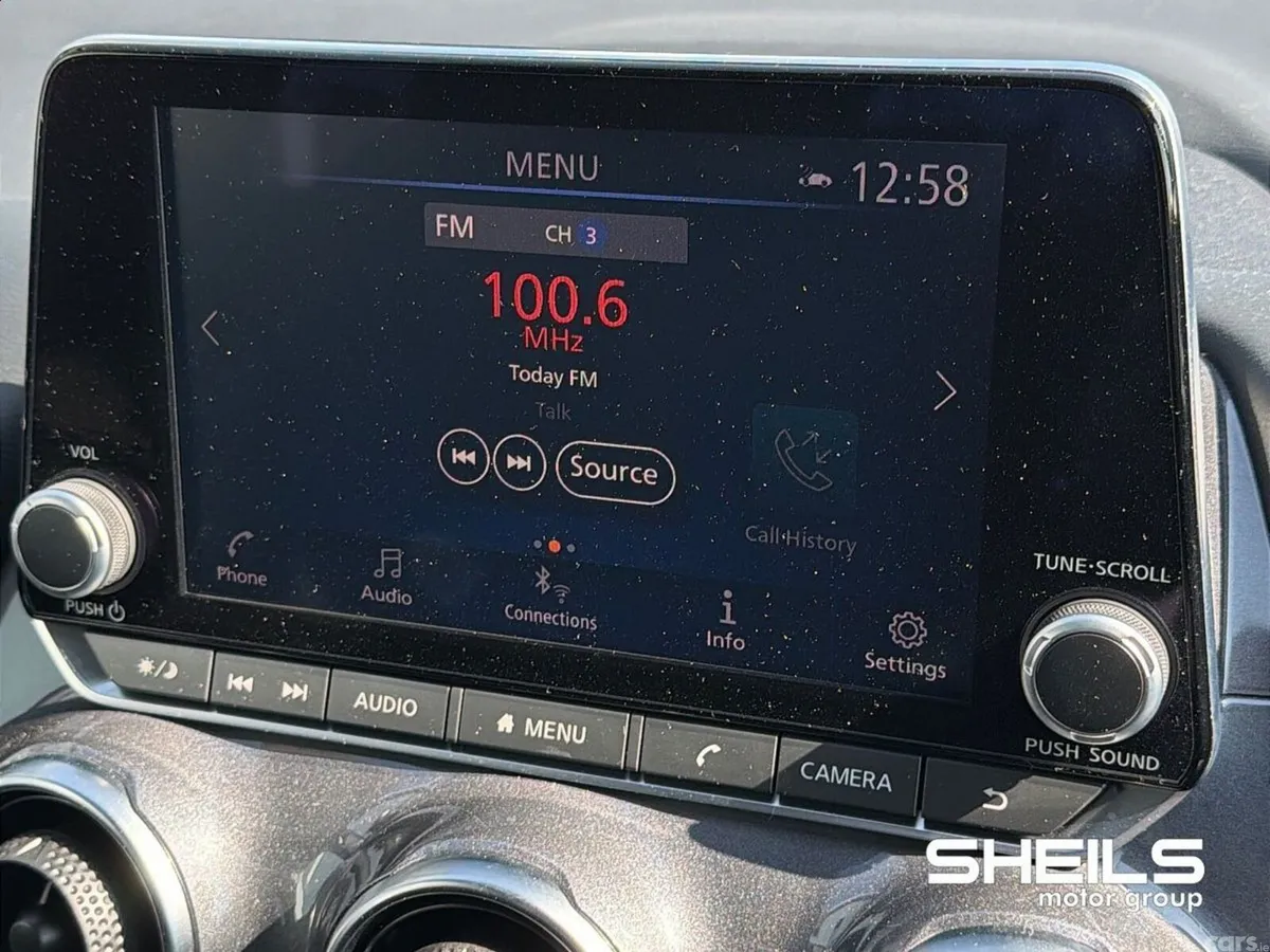 Nissan Juke SUV, Petrol Hybrid, 2023, Orange