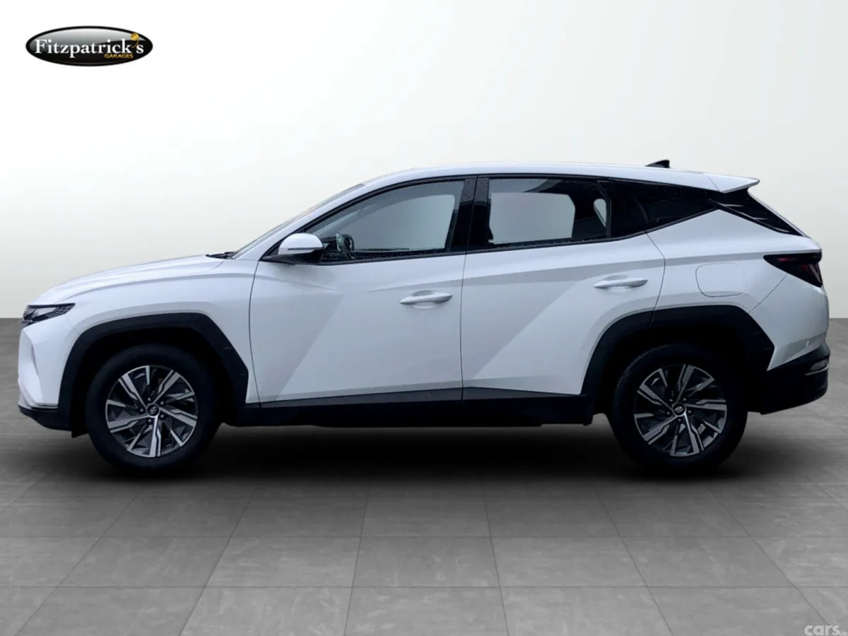 Hyundai Tucson MPV, Diesel, 2023, White