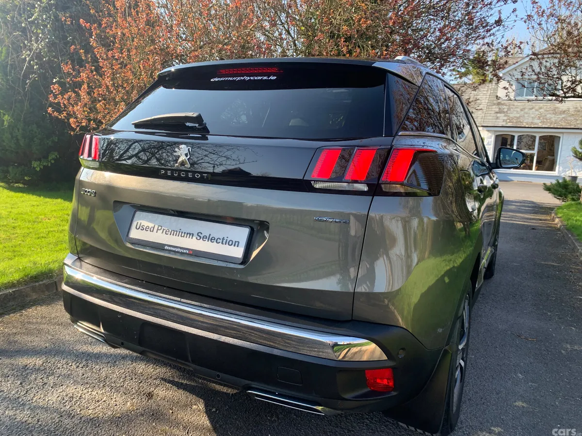 Peugeot 3008 MPV, Diesel, 2019, Grey