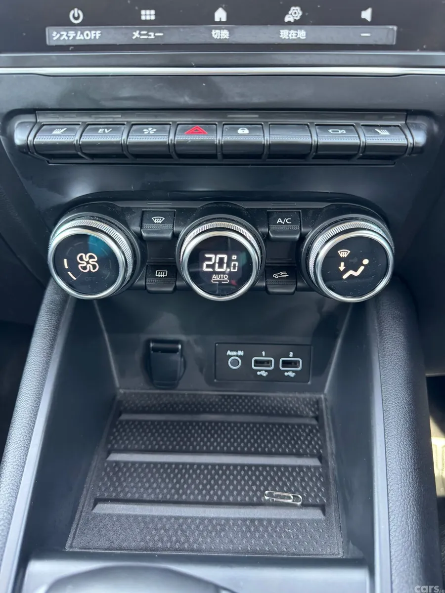 Renault Captur Hatchback, Petrol Hybrid, 2022, White
