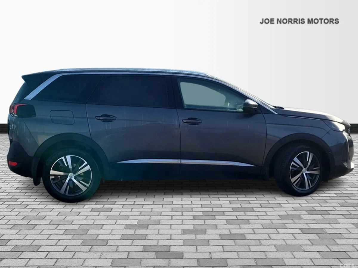 Peugeot 5008 SUV, Diesel, 2023, Grey