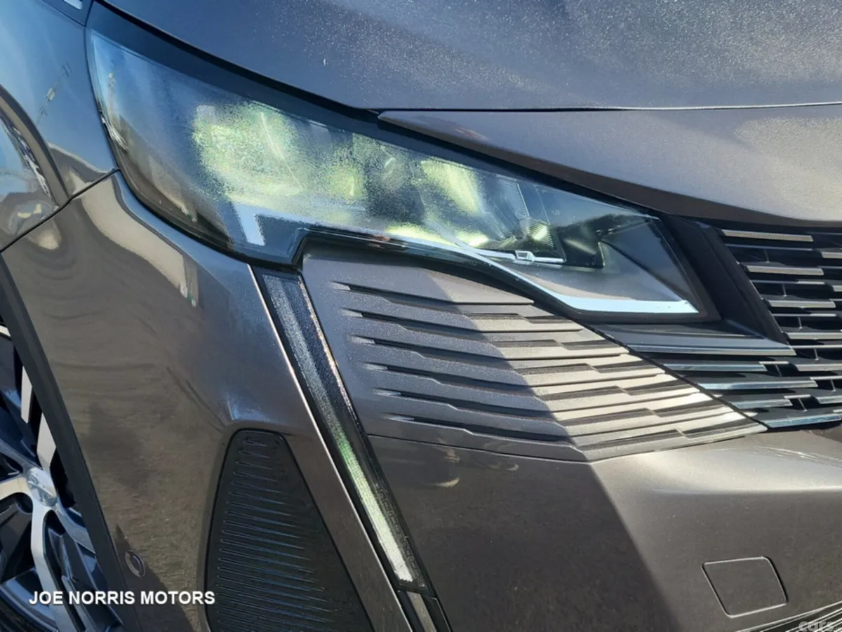 Peugeot 5008 SUV, Diesel, 2023, Grey