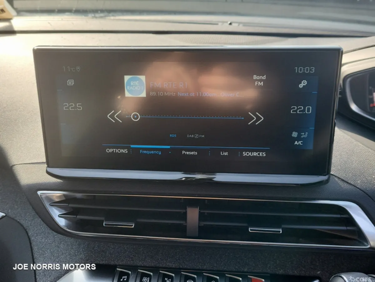 Peugeot 5008 SUV, Diesel, 2023, Grey