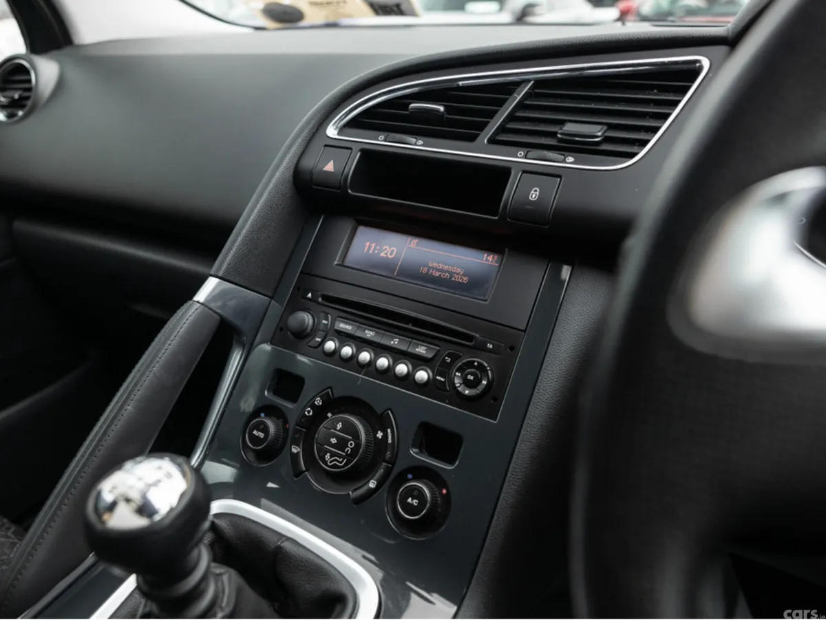 Peugeot 3008 MPV, Diesel, 2016, Grey