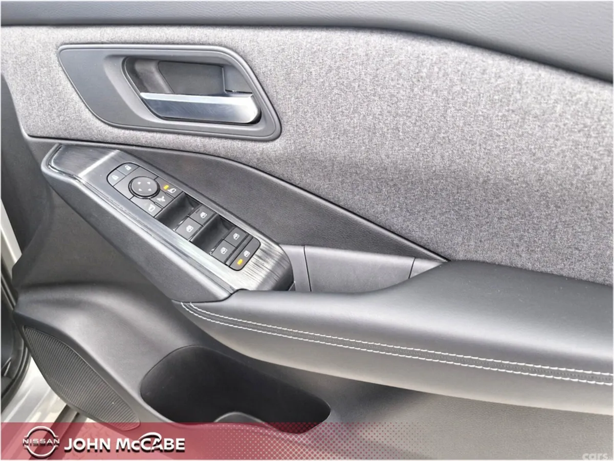 Nissan Qashqai MPV, Petrol Hybrid, 2025, Grey