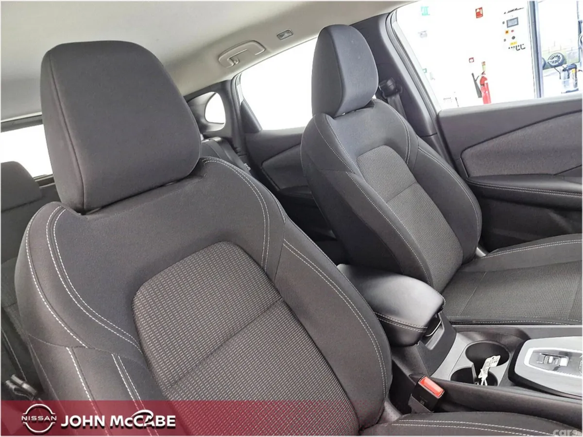 Nissan Qashqai MPV, Petrol Hybrid, 2025, Grey
