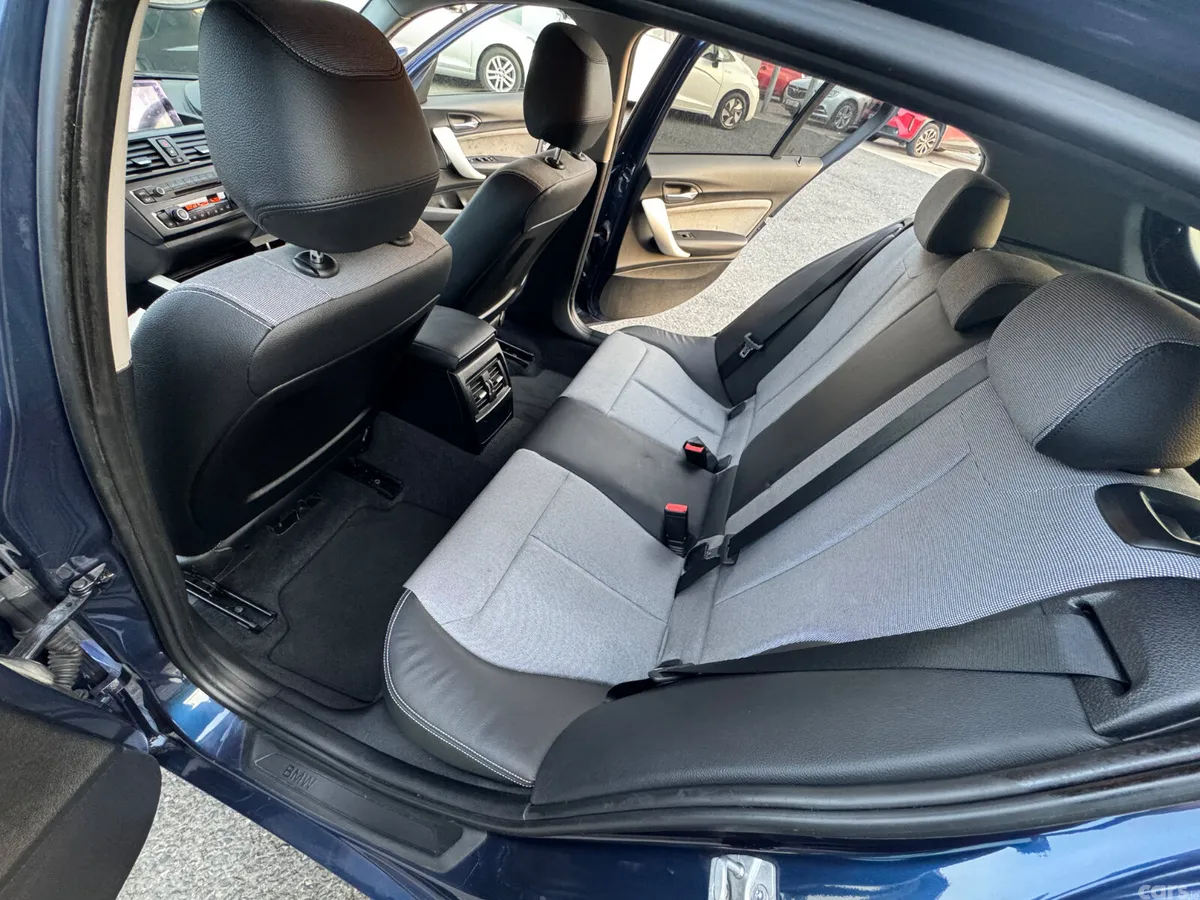 BMW 1-Series Hatchback, Petrol, 2014, Blue
