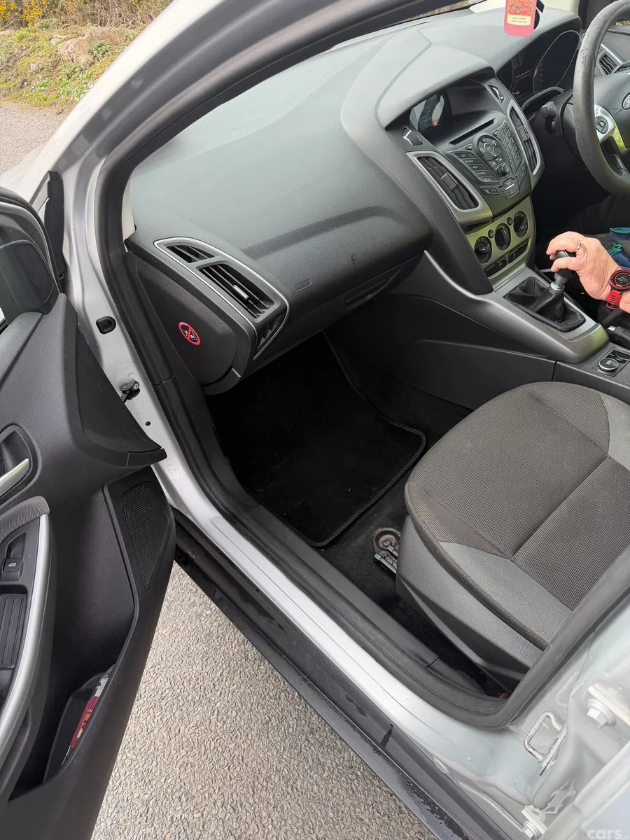 Ford Focus Hatchback, Diesel, 2014, Silver