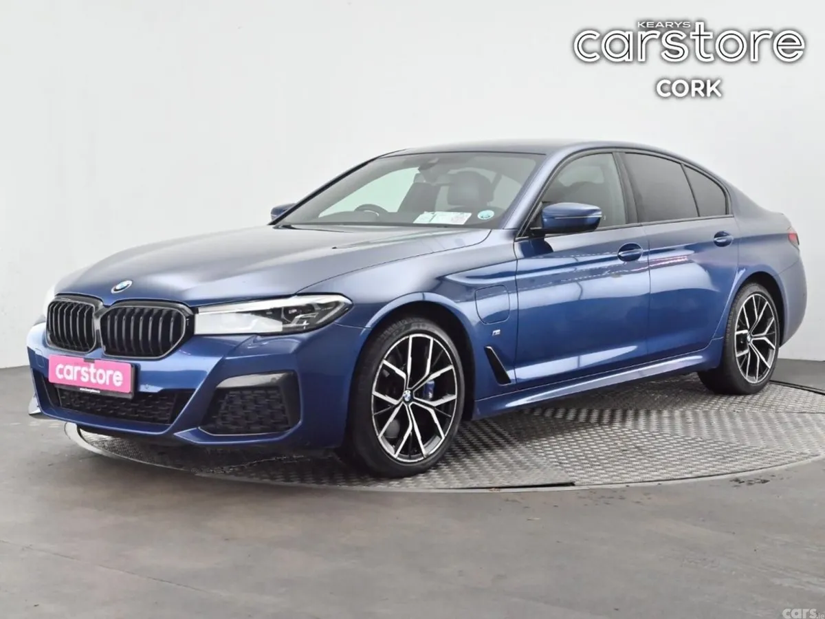 BMW 5-Series Saloon, Petrol Plug-in Hybrid, 2021, Blue