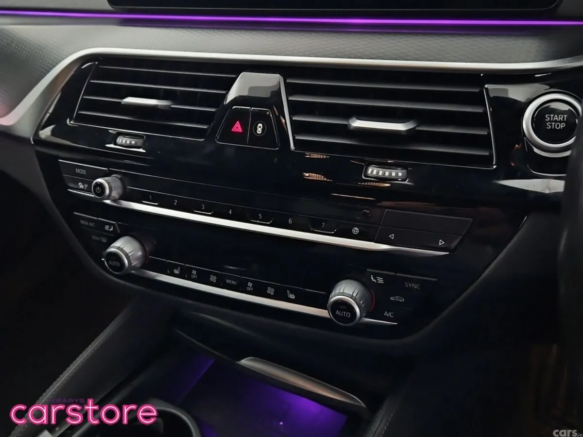 BMW 5-Series Saloon, Petrol Plug-in Hybrid, 2021, Blue
