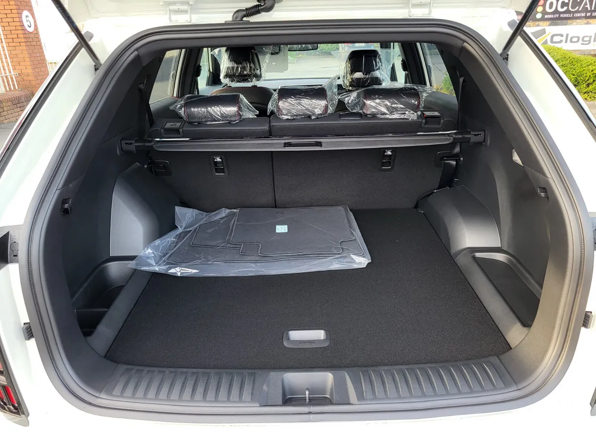 KGM Actyon SUV, Petrol Hybrid, 2026, White