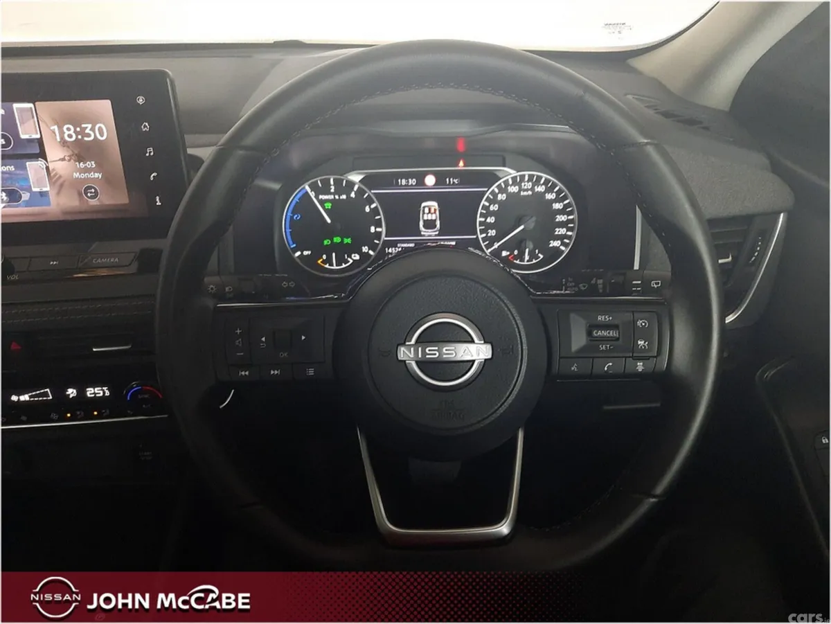 Nissan Qashqai MPV, Petrol Hybrid, 2025, Grey