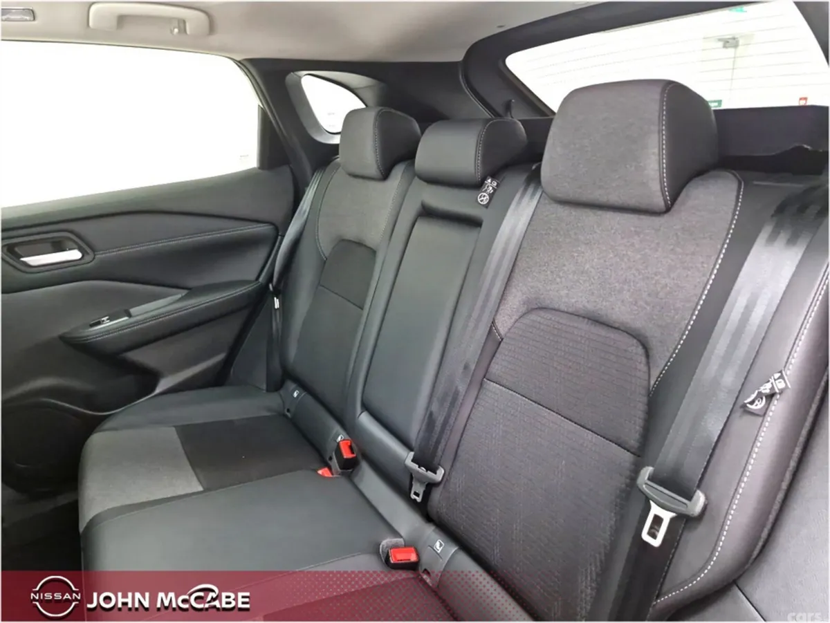 Nissan Qashqai MPV, Petrol Hybrid, 2025, Black