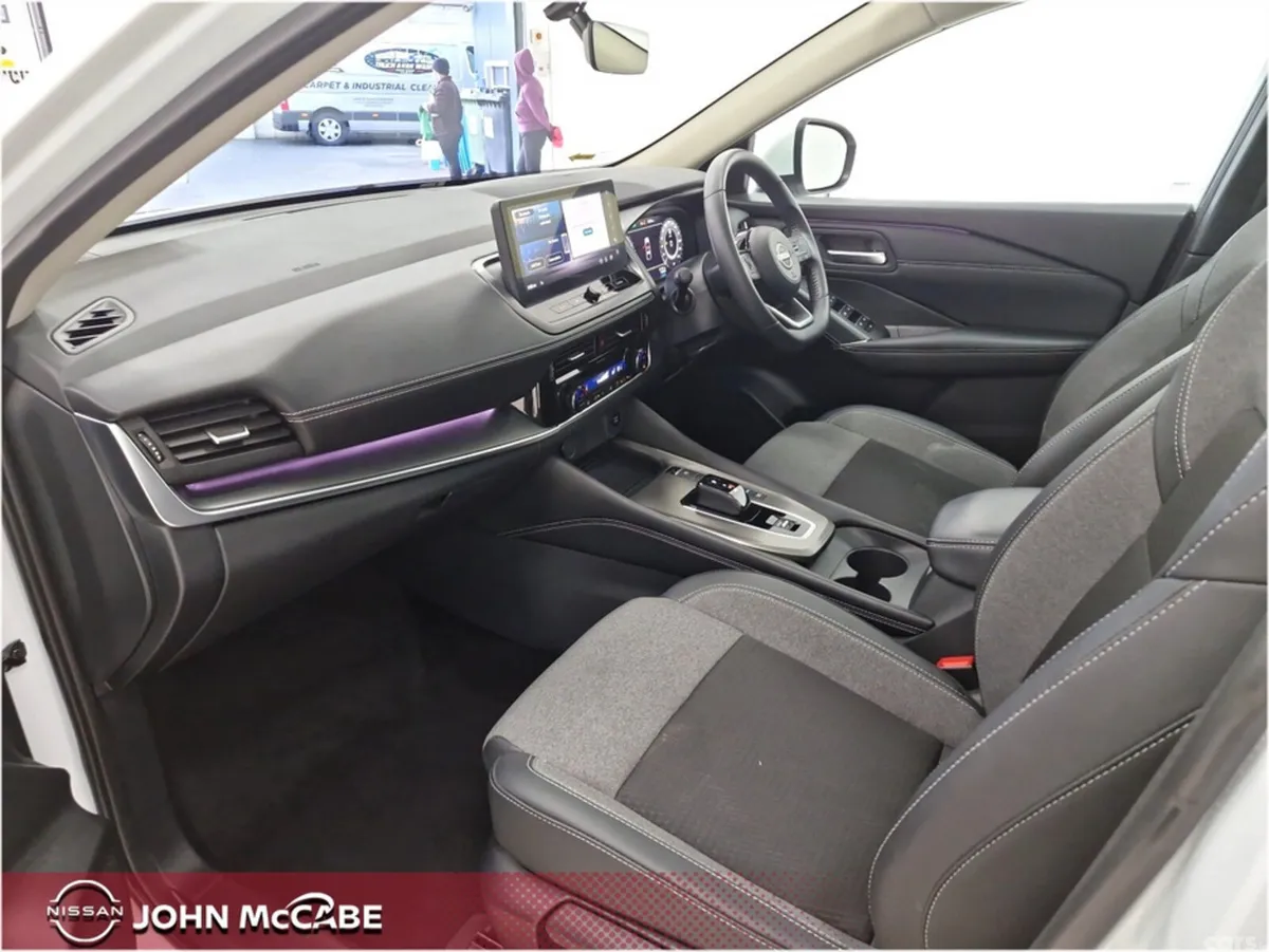 Nissan Qashqai MPV, Petrol Hybrid, 2025, White