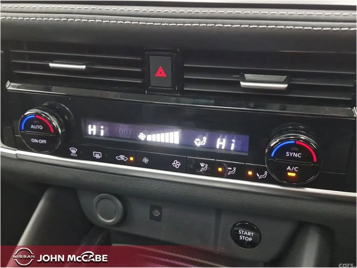 Nissan Qashqai MPV, Petrol Hybrid, 2025, White