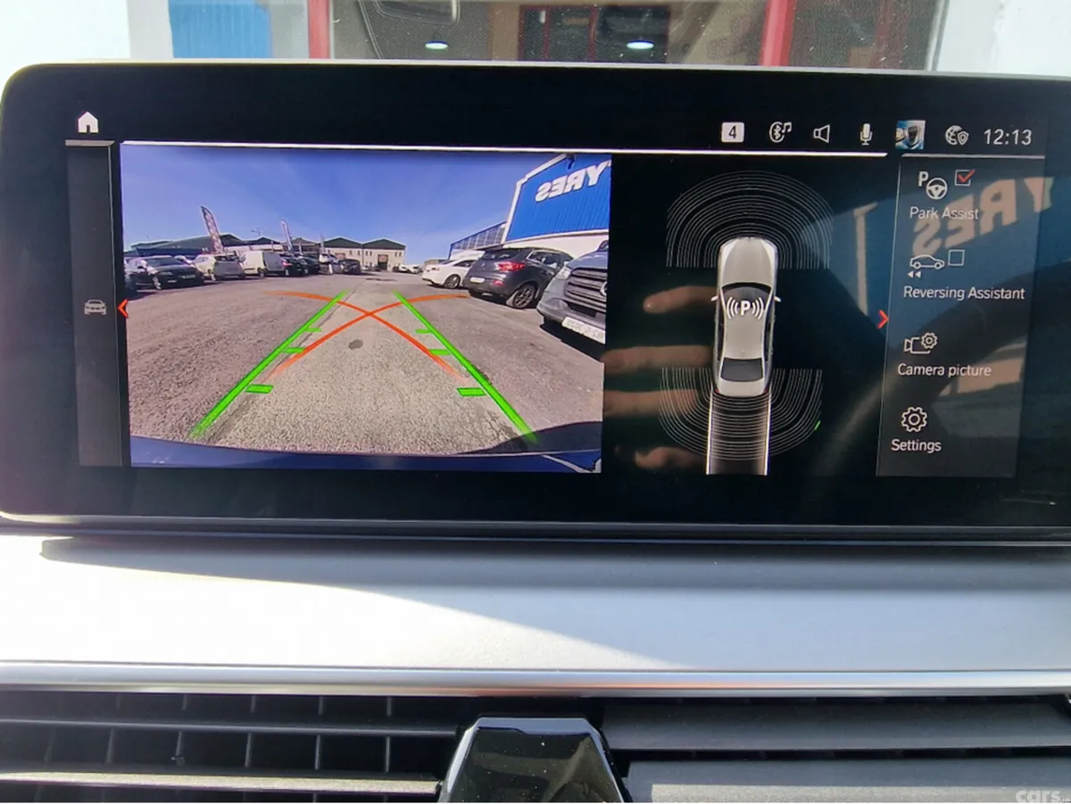BMW 5-Series Saloon, Petrol Hybrid, 2022, Blue