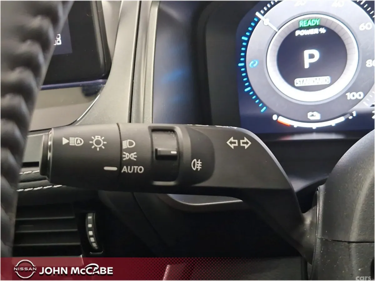 Nissan Qashqai MPV, Petrol Hybrid, 2025, White